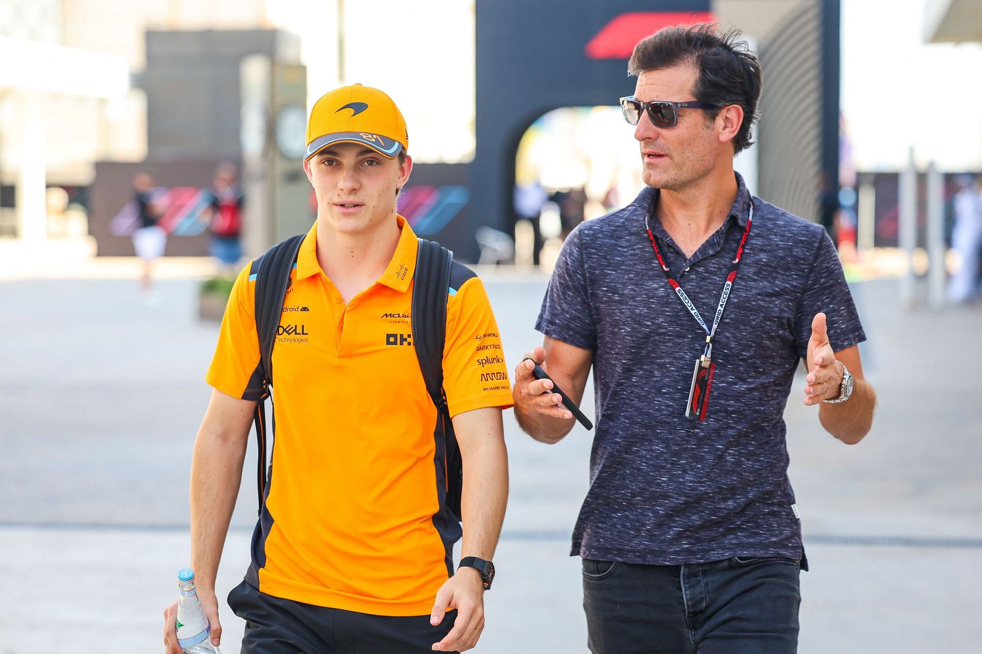Oscar Piastri (L) and Mark Webber (R) at the F1 Grand Prix of Qatar - Source: Getty